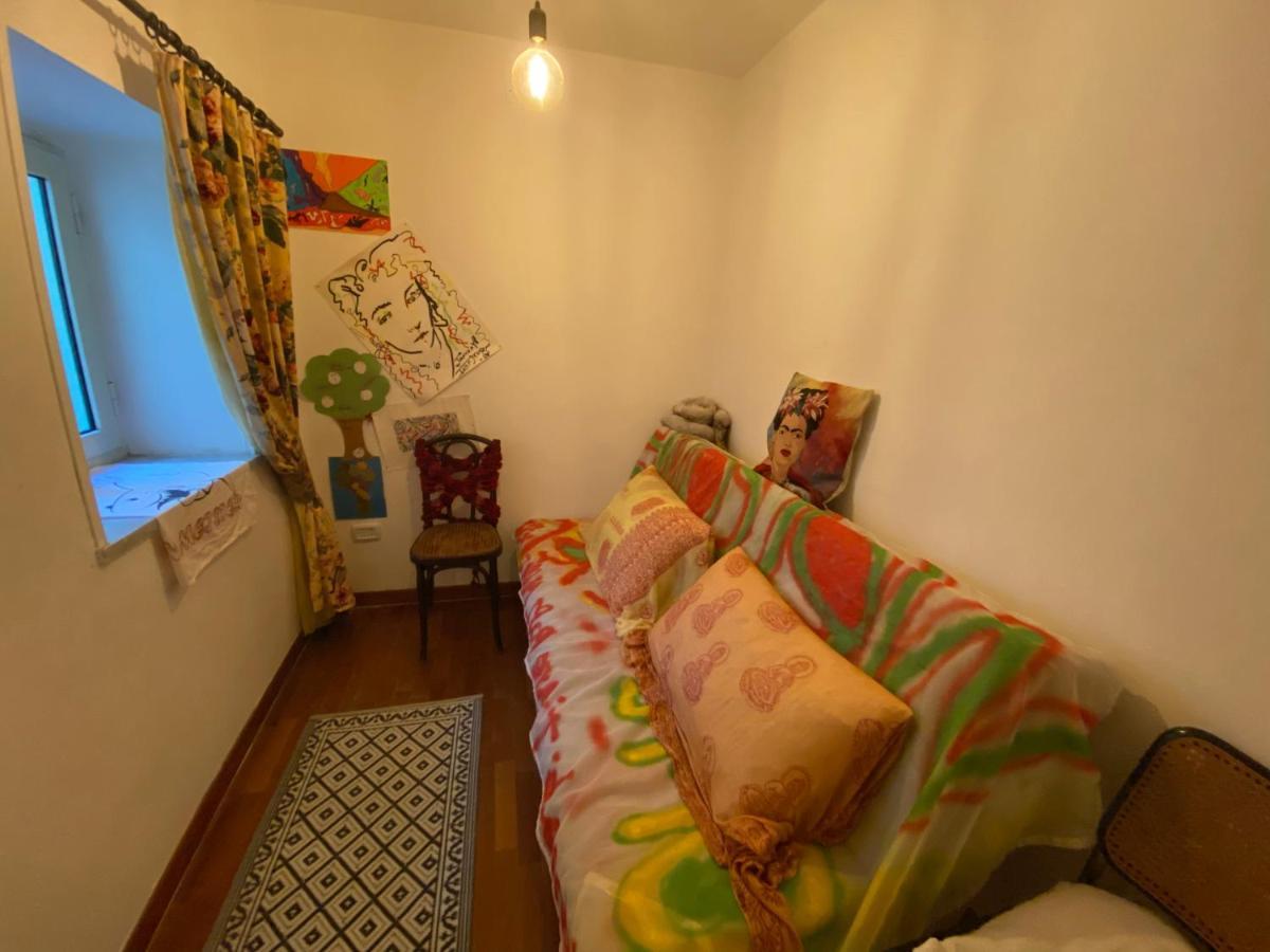 Casa Gioia, Tra Palazzo Reale,Lungomare E Monte Echia Apartment เนเปิลส์ ภายนอก รูปภาพ