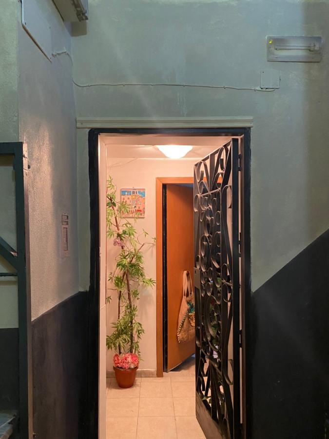 Casa Gioia, Tra Palazzo Reale,Lungomare E Monte Echia Apartment เนเปิลส์ ภายนอก รูปภาพ